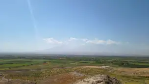 Widok na górę Ararat z klasztoru Chor Wirap