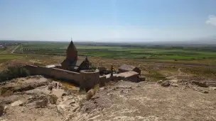 - Cho--Wirap-armenia-002.jpg