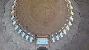 - Eczmiadzyn-armenia-003.jpg