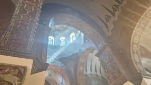 - Eczmiadzyn-armenia-004.jpg