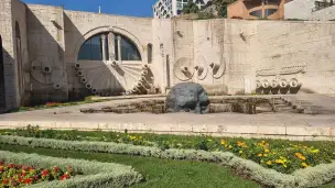 Kaskady w Erywaniu - erywan-armenia-002.jpg