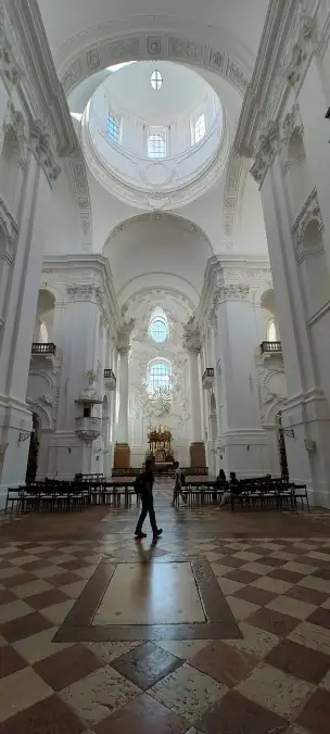 Kościół Uniwersytecki w Salzburgu - Salzburg-041.jpg
