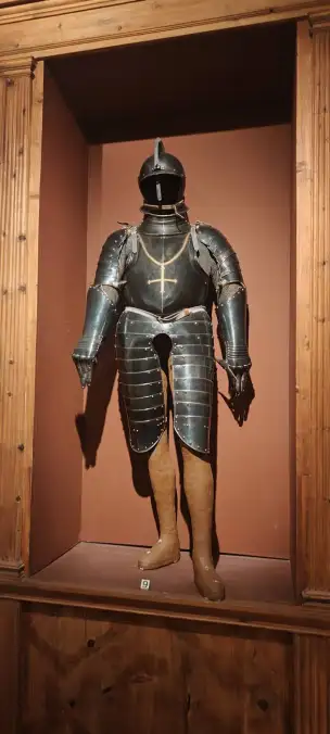 Kolekcja uzbojenia - ambras-016.jpg