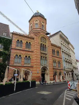 Grecki Kościół Świętej Trójcy - wieden-cerkiew-010.jpg