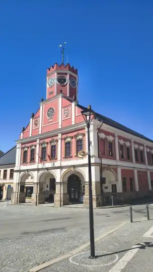 Ratusz w Policach nad Metuji - a090188d-c583-443c-9297-216d29c3d00a.jpg