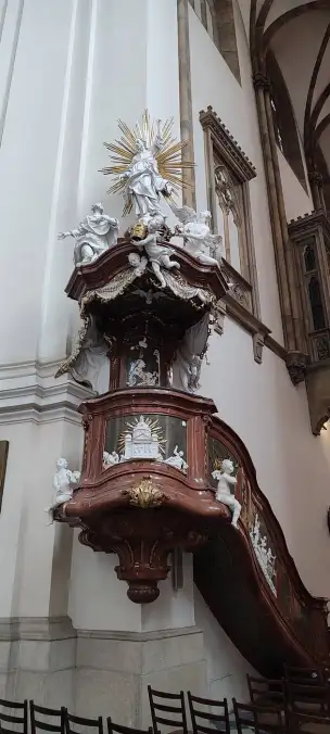 Katedra Świętych Apostołów Piotra i Pawła w Brnie - Brno-025.jpg