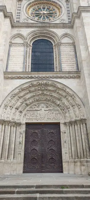 Bazylika Saint-Denis - Saint-Denis-002.jpg