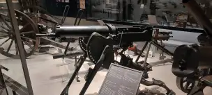 Ciężki karabin maszynowy Maschinengewehr 08 - Invalides-012.jpg