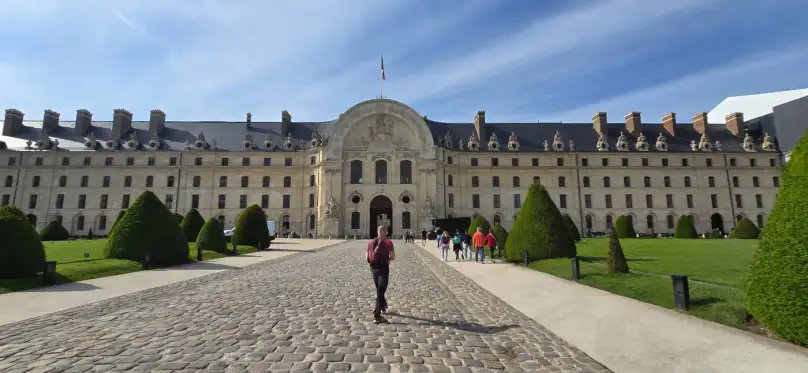 Hôtel des Invalides i Musée de L`Armée - image