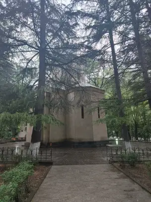 Kościół św. Mikołaja w Borjomi - borzomi-cerkiew-001.jpg