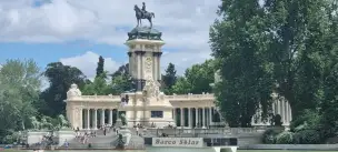 Pomnik Alfonsa XII w Parque de El Retiro - madryt-130.jpg
