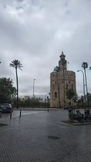 Złota Wieża w Sewilli - 35340a60-d68f-47ee-92da-38e04cc8c755.jpg