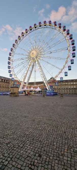 Schloßplatz - Plac Zamkowy w Stuttgarcie - stuttgart-n-007.jpg