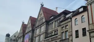 Oberpollinger - znany ekskluzywny dom towarowy na Neuhauser Straße w Monachium