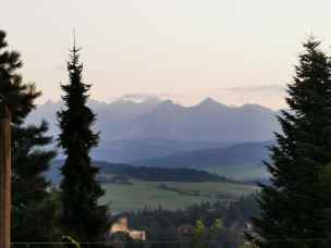 Tatry = widok z północnego brzegu Jeziora Czorsztyńskiego