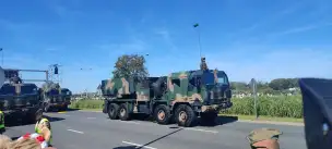 Wieloprowadnicowa wyrzutnia rakietowa Homar-K - wojsko-polskie-059.jpg