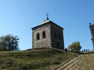 Dzwonnica z XVIII w. - swiety-krzyz-029.jpg