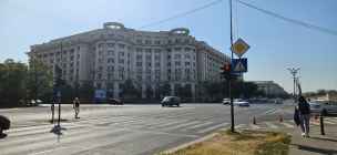 Plac Konstytucji w Bukareszcie - bukareszt-082.jpg