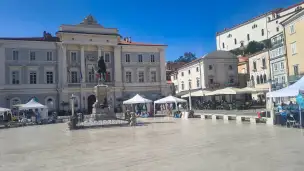 Plac Tartiniego - piran-004.jpg