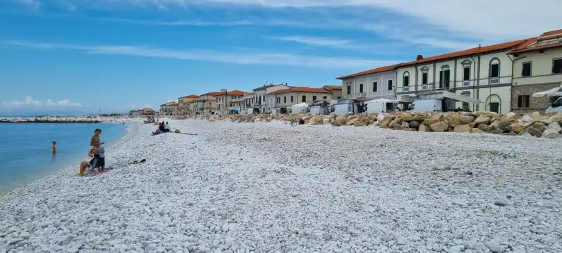 Marina di Pisa - image