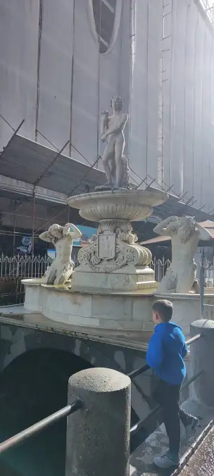 Fontana dell`Amenano - katania-075.jpg