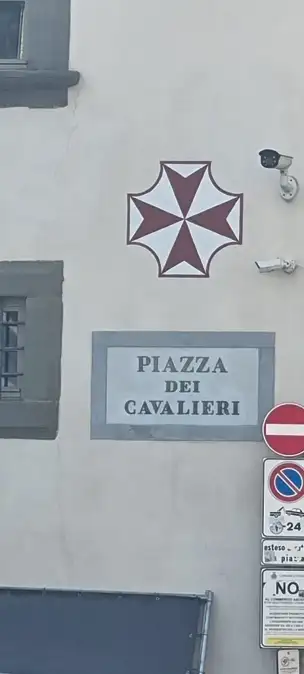 Piazza dei Cavalieri - Piazza-dei-Cavalieri-005.jpg