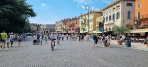 Piazza Brà i Arena w Weronie - piazza-bra-werona-003.jpg